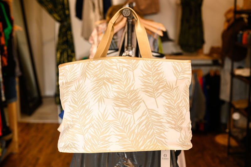 Coconut Palms Ally Tote