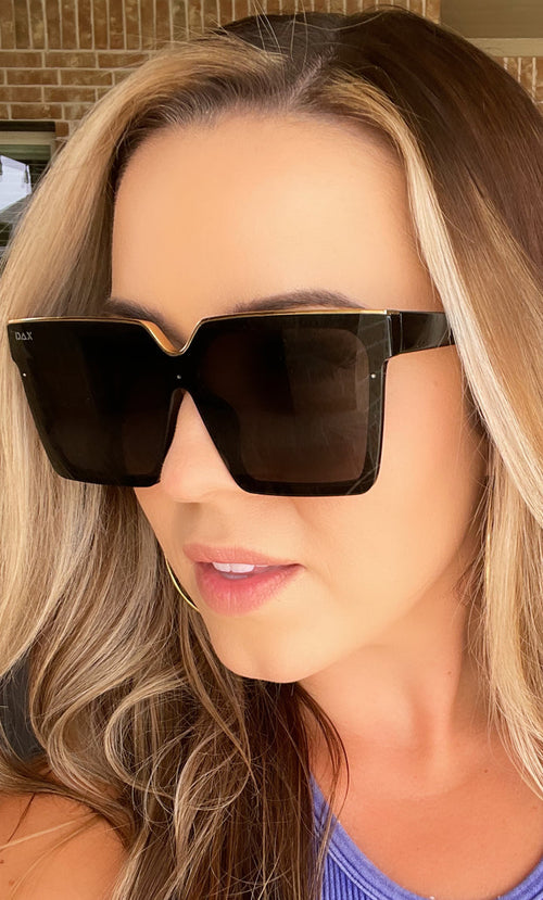 Dax Lark Black Sunglasses