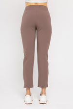 Jacquard Ribbed Pant in Deep Taupe