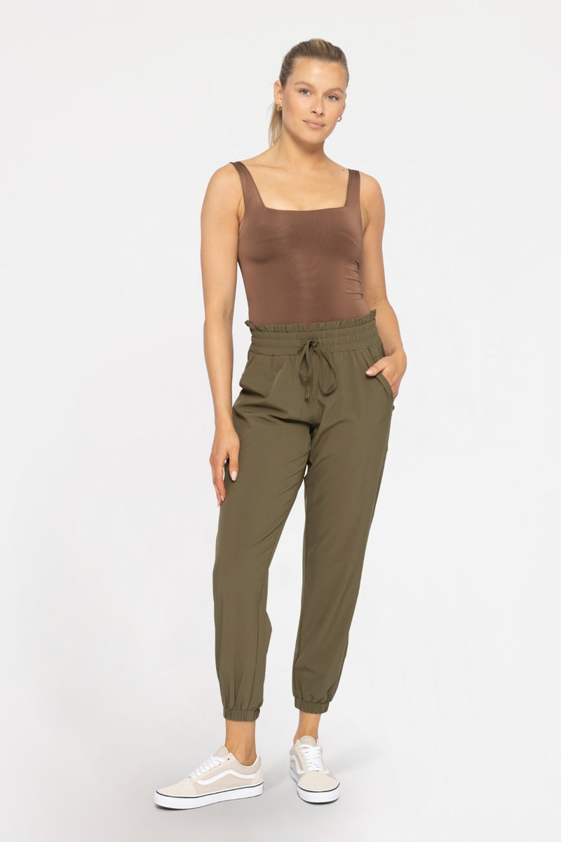 Cuffed Essential Highwaist Jogger - Green