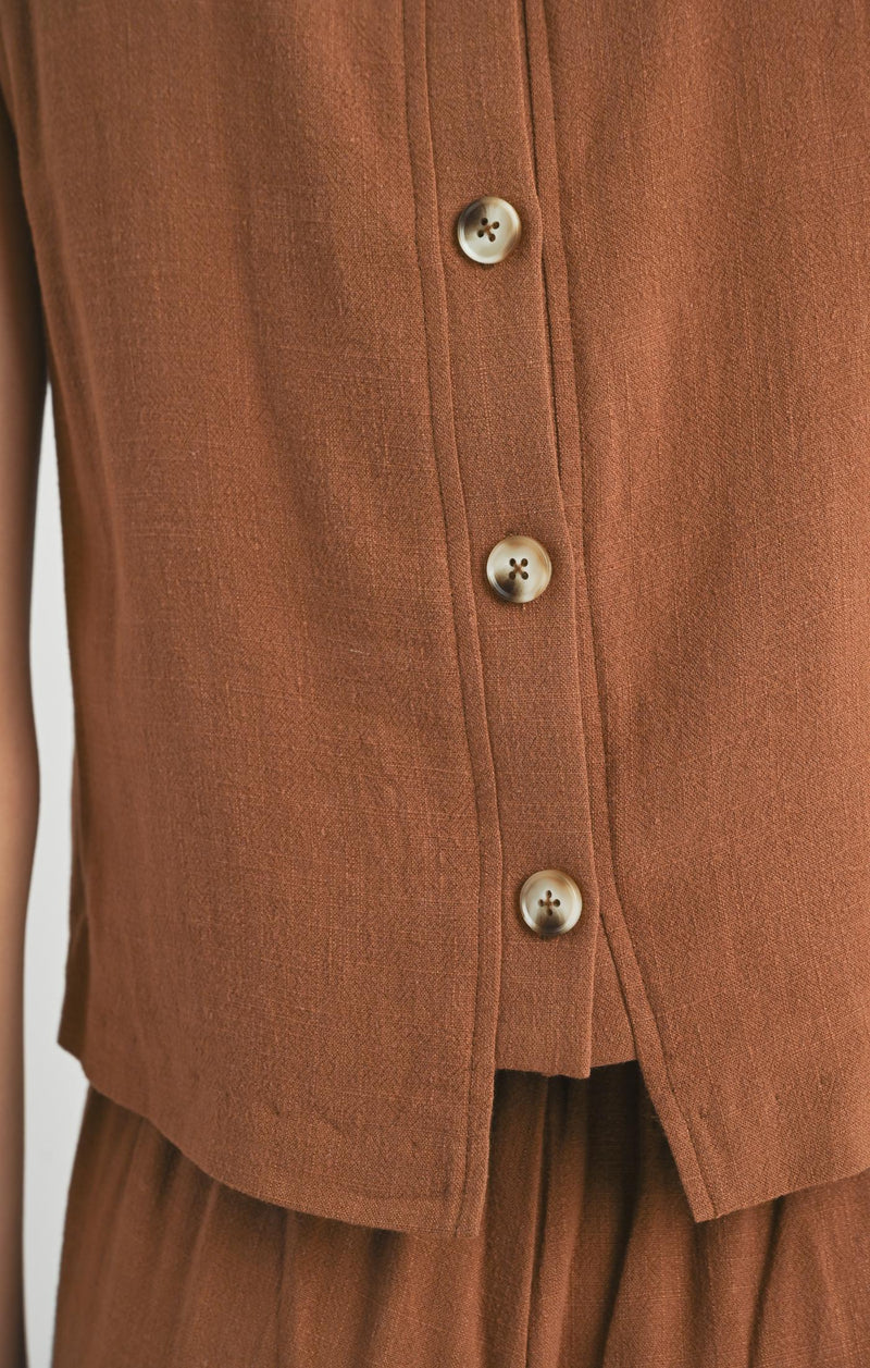 Sugarloaf Linen Tank w/ Back Buttons