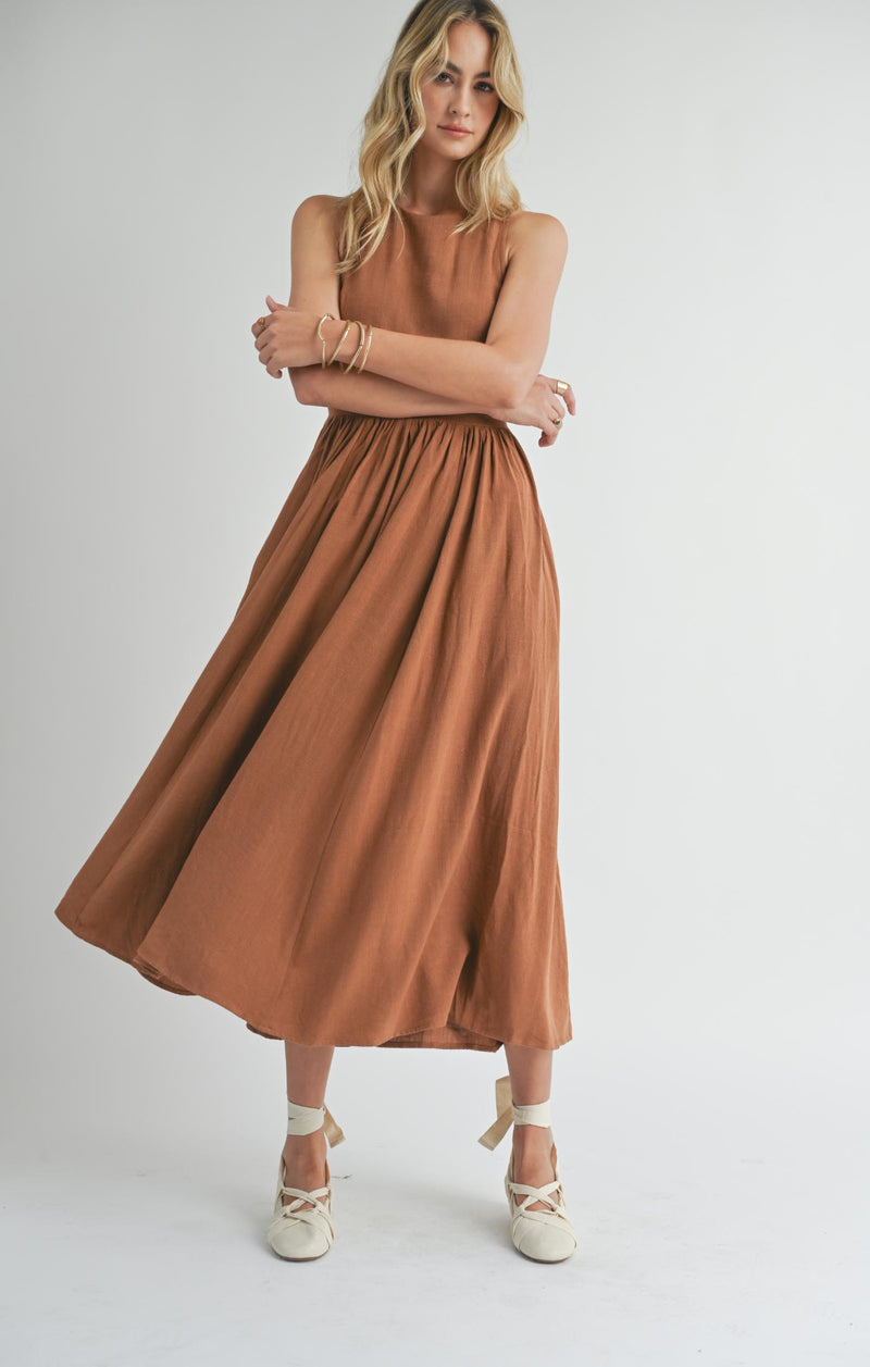 Sugarloaf Buttoned Back Midi Dress